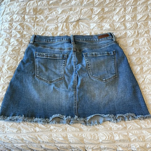 Blank NYC jean mini skirt with fringe size 29 - Picture 6 of 7
